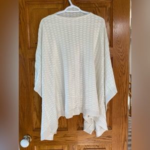 Lululemon poncho